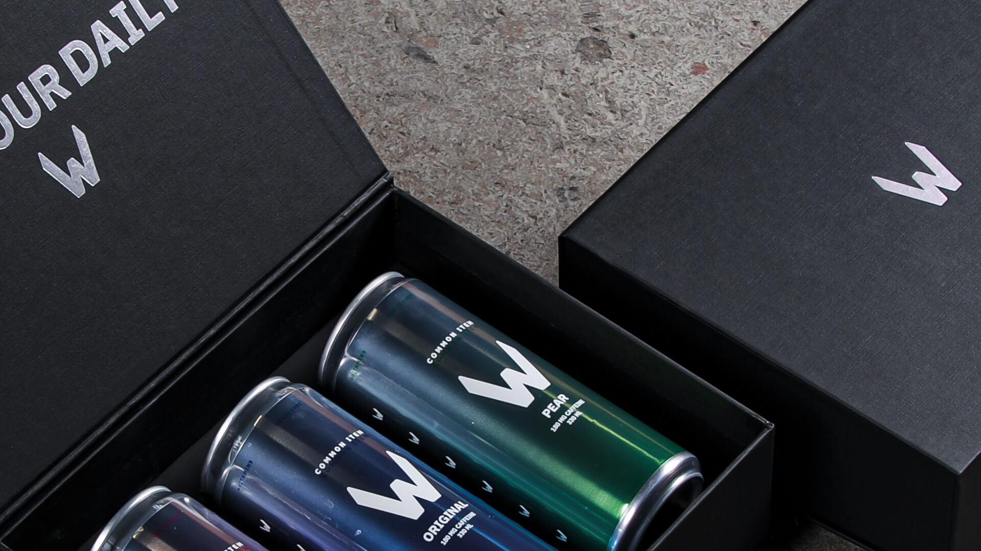 Magneettisuljettava premiumpakkaus brändättynä logolla