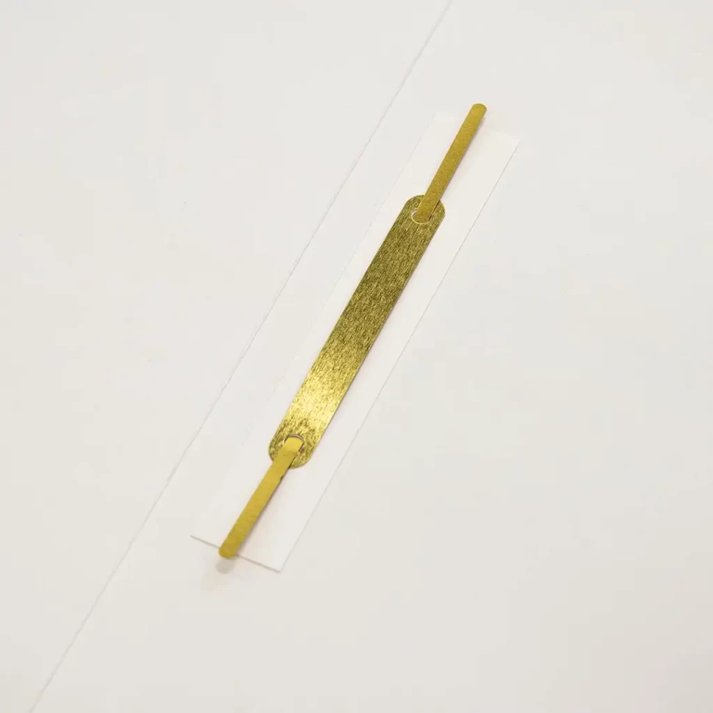 Taitekansion pikanitoja. Kuvassa zoomattu pikanitojaan.